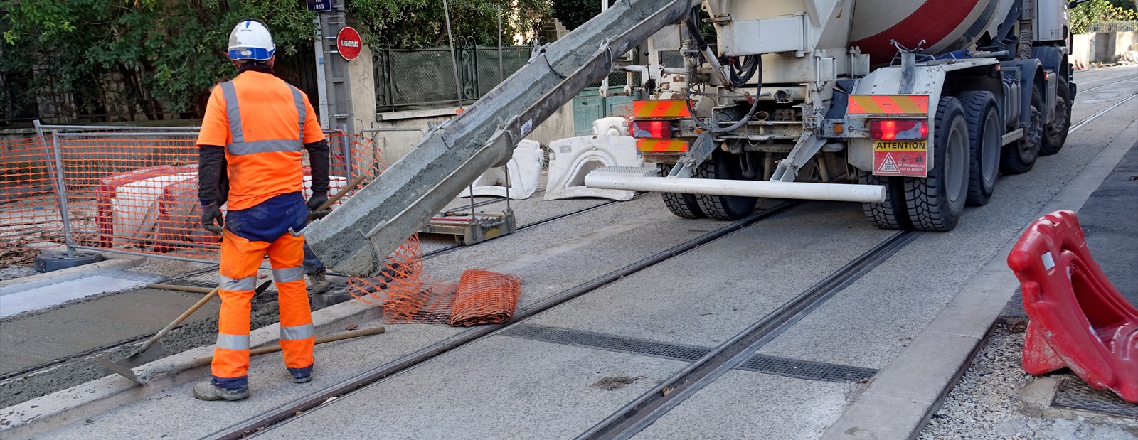 POURED CONCRETE POURED CONCRETE